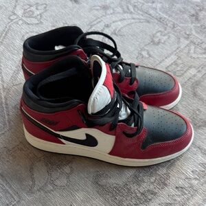Nike Kids Red and Black Sneakers
